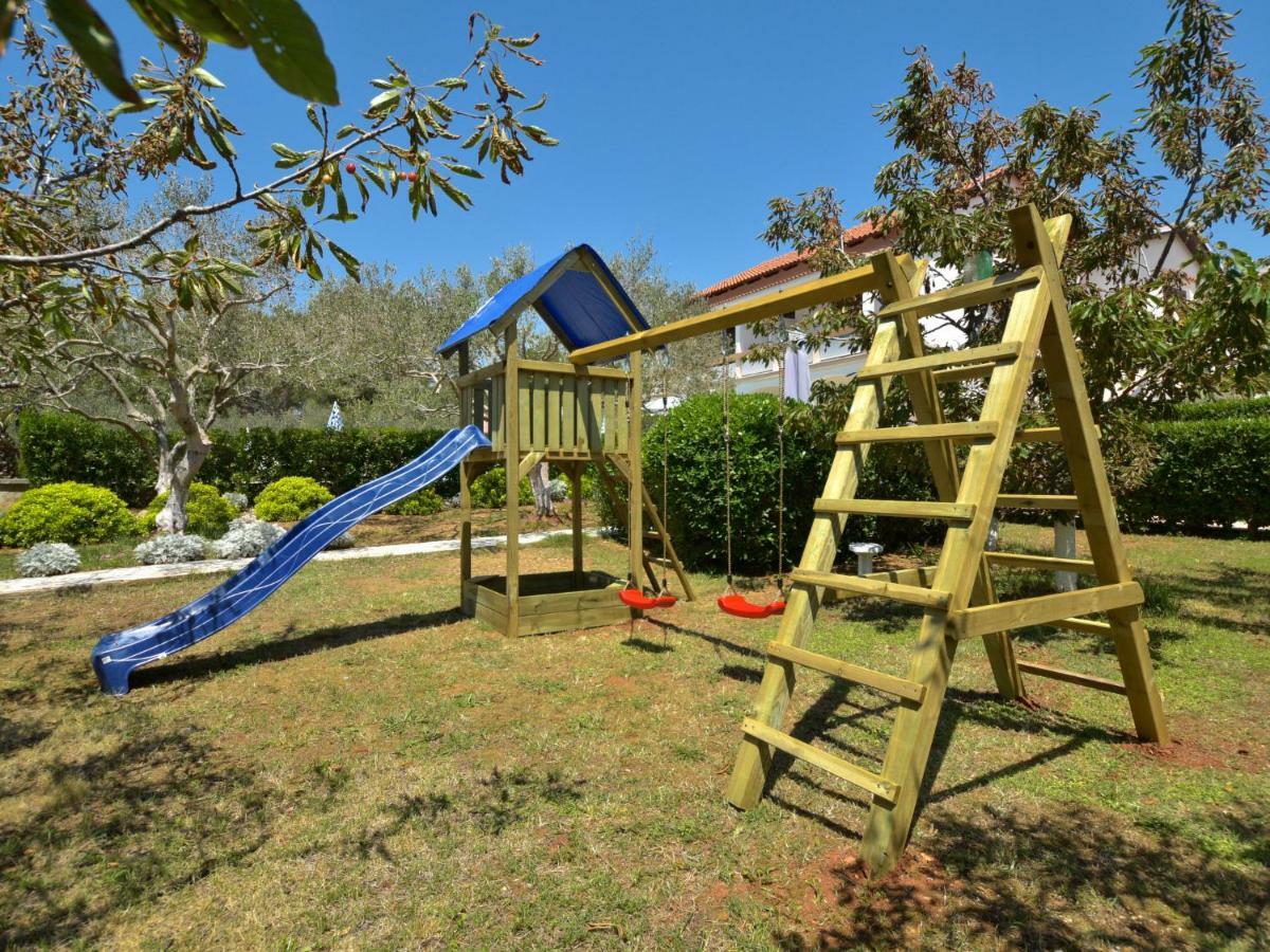 Holiday Home Nikolina Vir Dış mekan fotoğraf