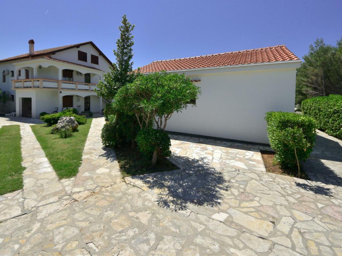 Holiday Home Nikolina Vir Dış mekan fotoğraf